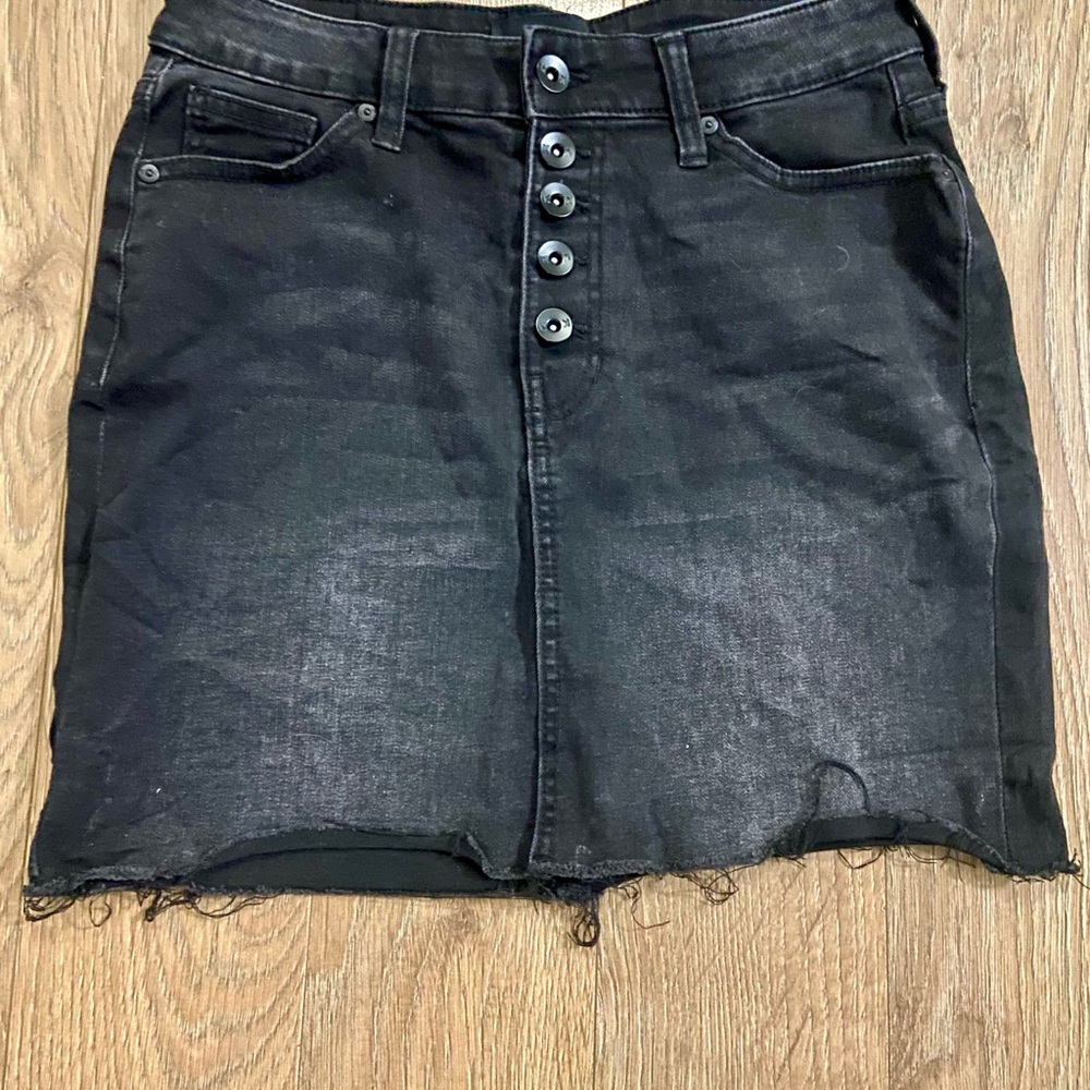 Kendall & Kylie Charcoal Button-Up Skirt